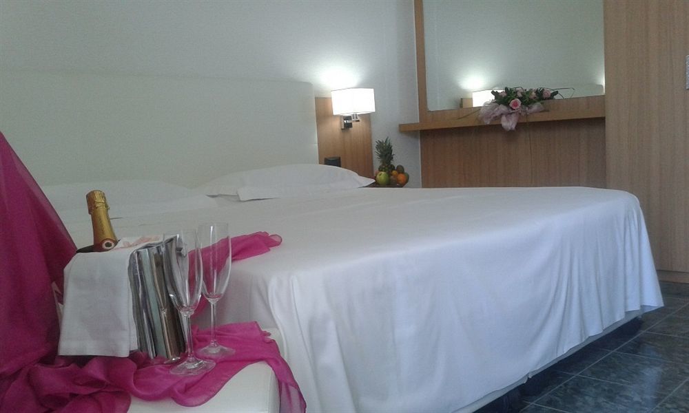 Vea Resort Hotel ميركاتو سان سيفيرينو المظهر الخارجي الصورة