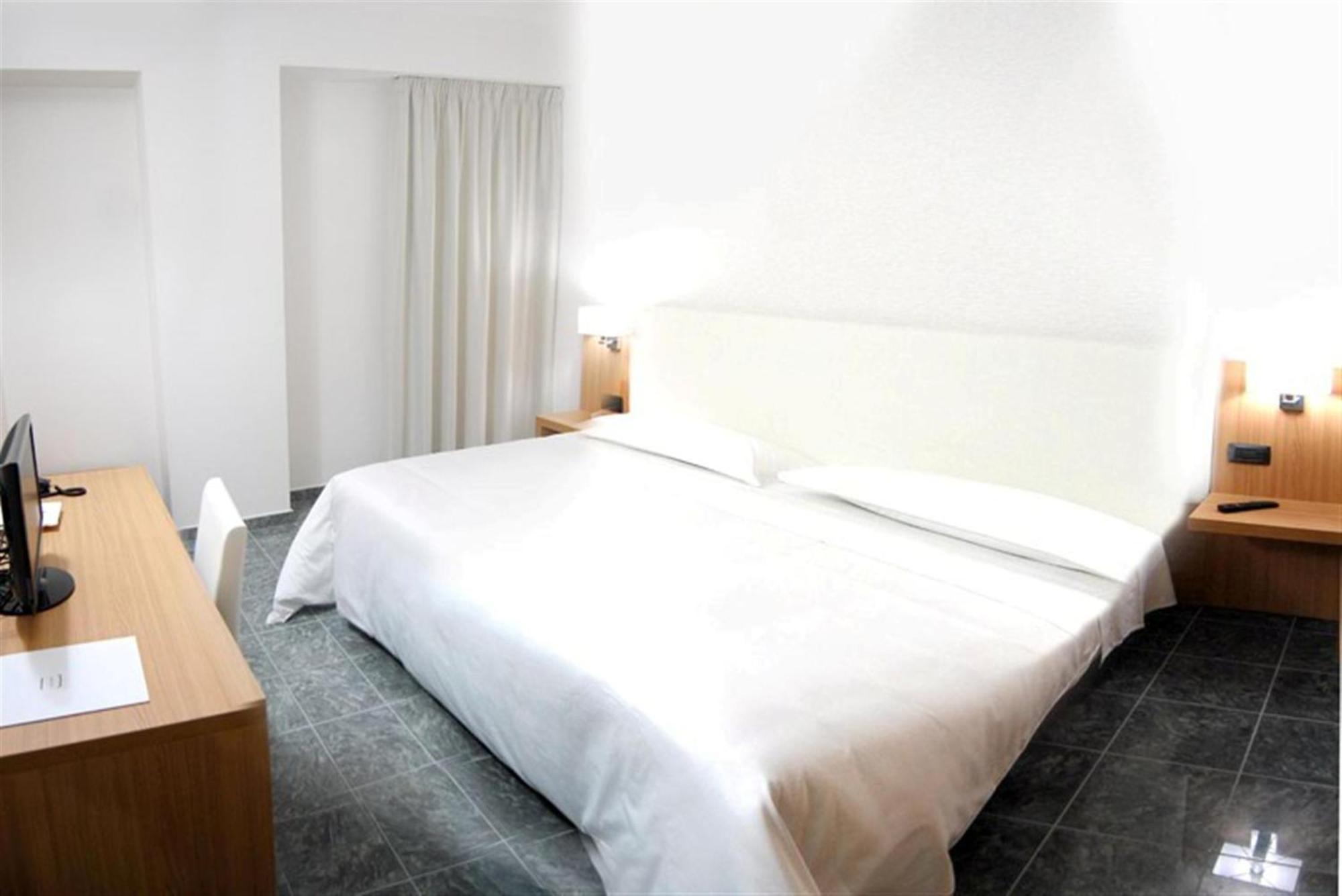 Vea Resort Hotel ميركاتو سان سيفيرينو المظهر الخارجي الصورة